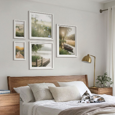 Pared galería de arte Paisajes tranquilos de agua y vegetación.