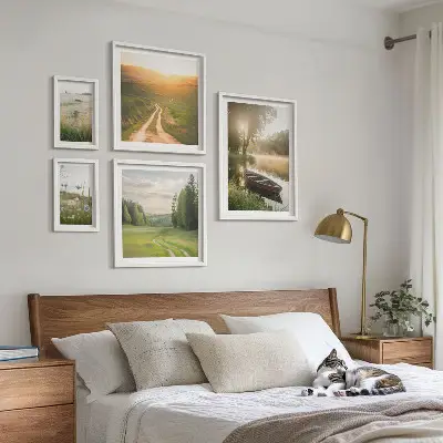 Conjunto de cuadros decorativos con paisajes de agua y vegetación