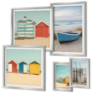 Pared galería de arte vistas al mar, casas y barcos