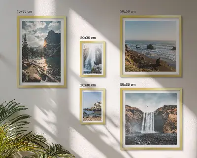 Pared galería de arte con paisajes, cascadas y playas