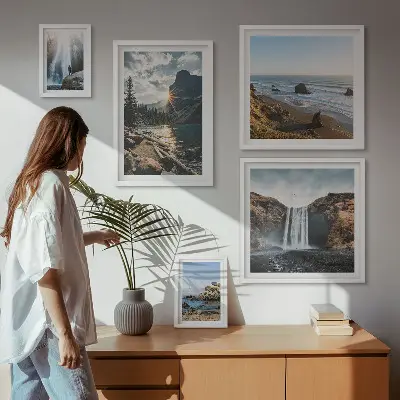 Pared galería de arte con paisajes, cascadas y playas