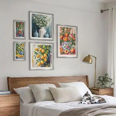 Set de 5 cuadros para salón con composiciones florales y frutales