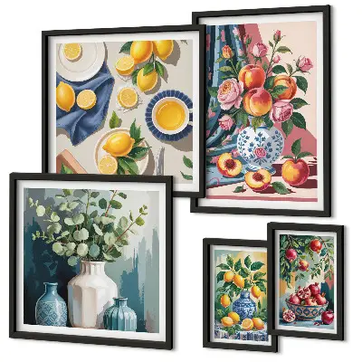 Conjunto de cuadros decorativos con composiciones florales y frutales