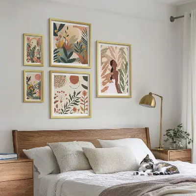 Set de 5 cuadros para salón con diseño de estilo bohemio de planta