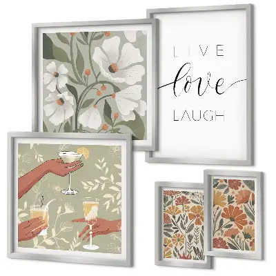 Conjunto de cuadros decorativos con eslóganes y elegantes gráficos florales