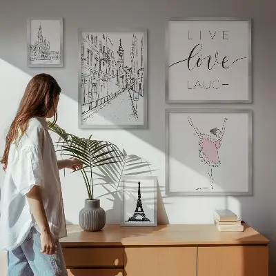 Set de 5 cuadros para salón con diseño de inspiraciones parisinas