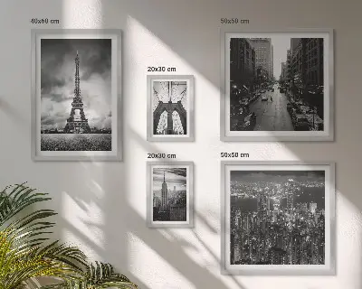 Conjunto de cuadros decorativos con iconos arquitectónicos en blanco y negro