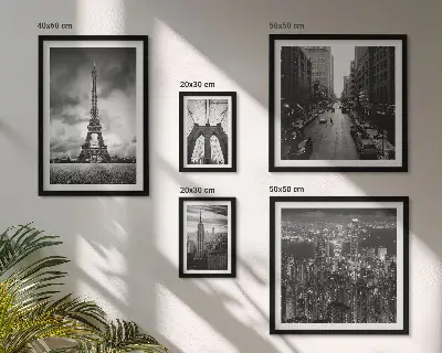 Conjunto de cuadros decorativos con iconos arquitectónicos en blanco y negro