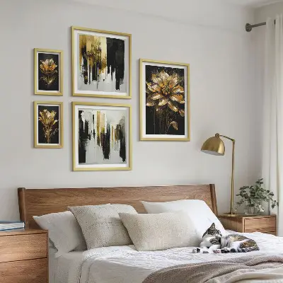 Conjunto de cuadros decorativos con motivos florales de estilo elegante y moderno