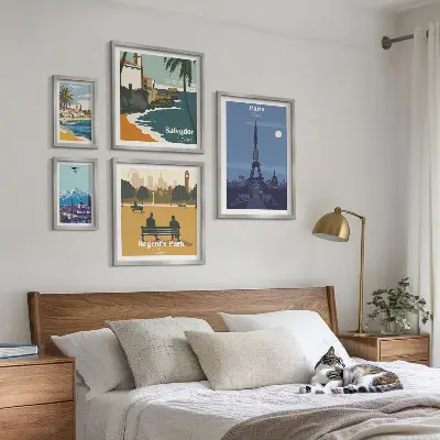 Conjunto de cuadros decorativos con diseño de ciudades europeas en estilo retro
