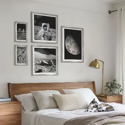 Set de 5 cuadros para salón con paisajes lunares vistos por los astronautas