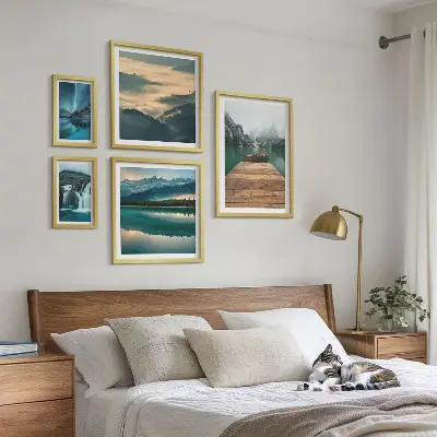 Conjunto de cuadros decorativos con paisajes de cascadas y montañas