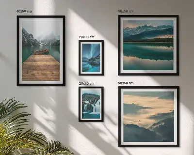 Conjunto de cuadros decorativos con paisajes de cascadas y montañas