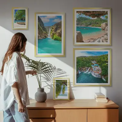 Set de 5 cuadros para salón de playas con cascadas tropicales