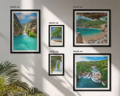 Set de 5 cuadros para salón de playas con cascadas tropicales