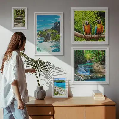 Conjunto de cuadros decorativos con diseño de paisajes tropicales, aves y cascadas