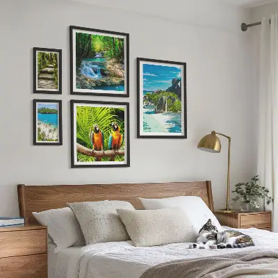 Conjunto de cuadros decorativos con diseño de paisajes tropicales, aves y cascadas