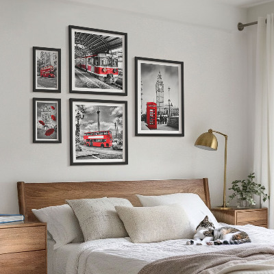Pared galería de arte Motivos londinenses con acentos