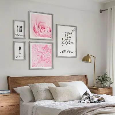 Conjunto de cuadros decorativos con motivos de rosas para la cocina