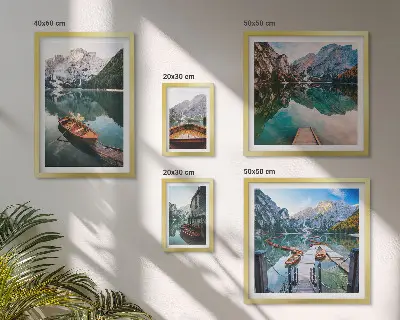 Pared galería de arte lagos tranquilos con barcos de madera