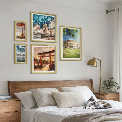 Conjunto de cuadros decorativos con iconos de la arquitectura mundial