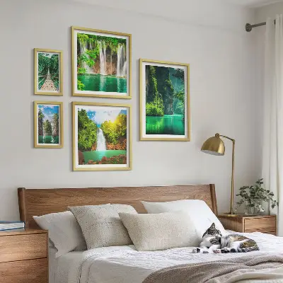 Set de 5 cuadros para salón con diseño de cascadas tropicales y naturaleza verde