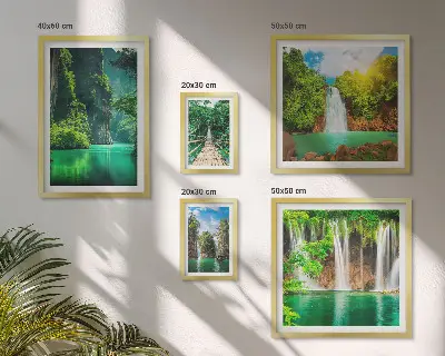 Set de 5 cuadros para salón con diseño de cascadas tropicales y naturaleza verde