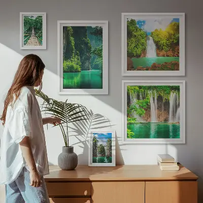 Set de 5 cuadros para salón con diseño de cascadas tropicales y naturaleza verde