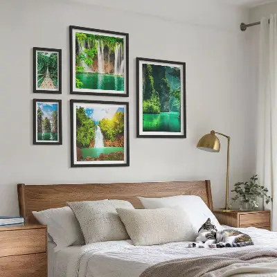 Set de 5 cuadros para salón con diseño de cascadas tropicales y naturaleza verde