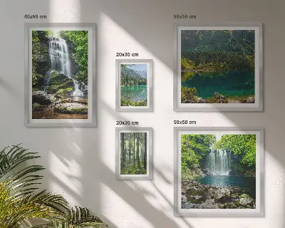 Conjunto de cuadros decorativos con paisajes de cascadas y naturaleza forestal