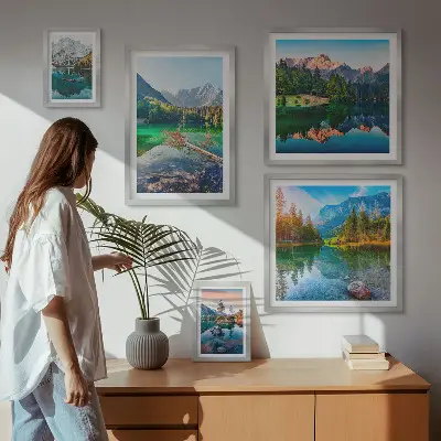 Conjunto de cuadros decorativos con paisajes de montaña, lagos y bosques