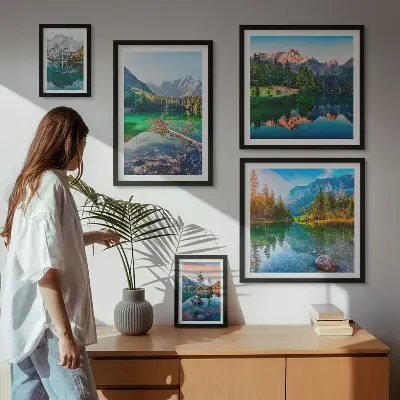 Conjunto de cuadros decorativos con paisajes de montaña, lagos y bosques