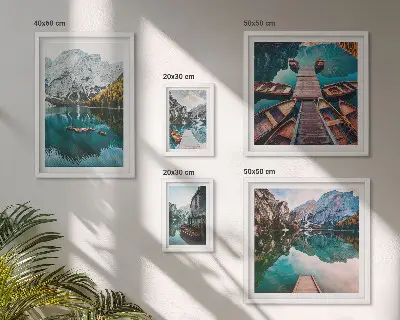 Set de 5 cuadros para salón con diseño de lagos de montaña y barcos de madera