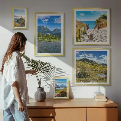 Conjunto de cuadros decorativos con paisajes de montañas y playas