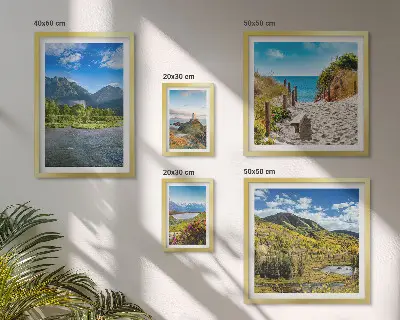 Conjunto de cuadros decorativos con paisajes de montañas y playas