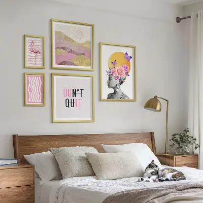Set de 5 cuadros para salón con inspiraciones florales de estilo bohemio