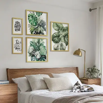 Set de 5 cuadros para salón con frases y motivos vegetales de estilo boho