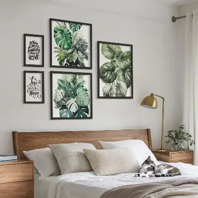 Set de 5 cuadros para salón con frases y motivos vegetales de estilo boho