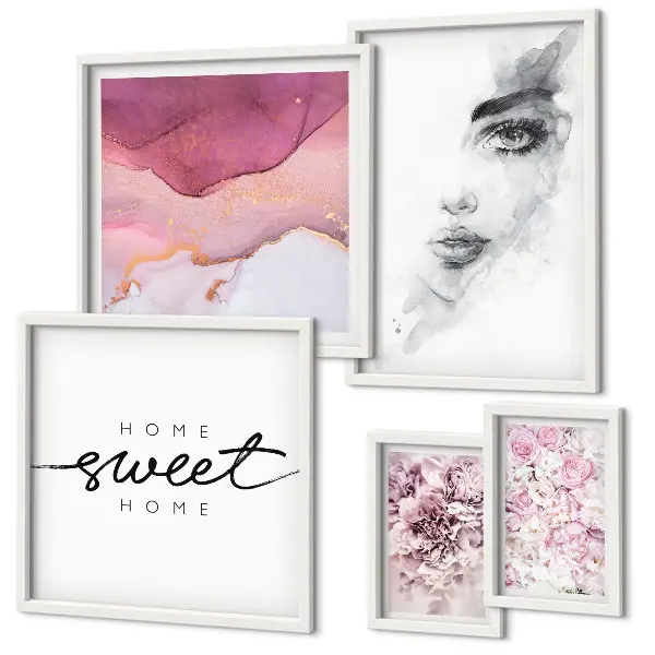 Pared galería de arte retratos de mujeres y flores en tonos pastel
