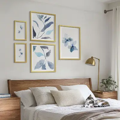 Conjunto de cuadros decorativos con diseño de flores en acuarela