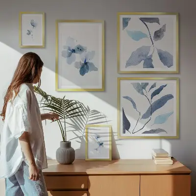 Conjunto de cuadros decorativos con diseño de flores en acuarela