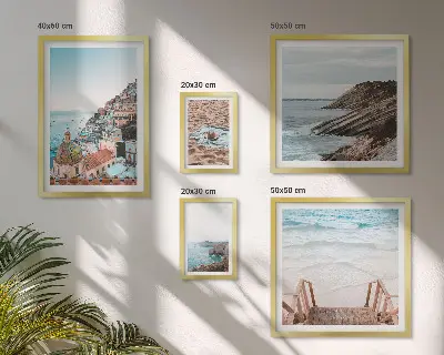 Conjunto de cuadros decorativos con paisajes de pueblos italianos y playas relajantes