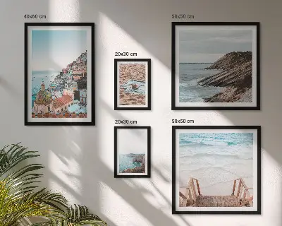 Conjunto de cuadros decorativos con paisajes de pueblos italianos y playas relajantes