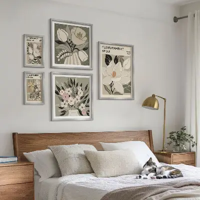 Set de 5 cuadros para salón con estampados florales de Londres y Seúl