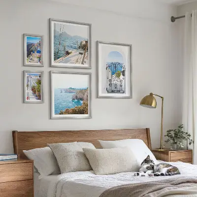 Set de 5 cuadros para salón con paisajes de arquitectura marina en Grecia