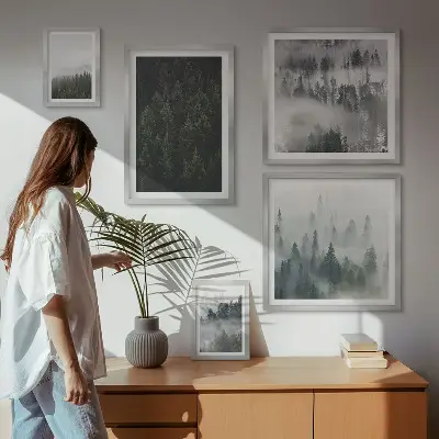 Set de 5 cuadros para salón con diseño de paisajes de bosques verdes brumosos