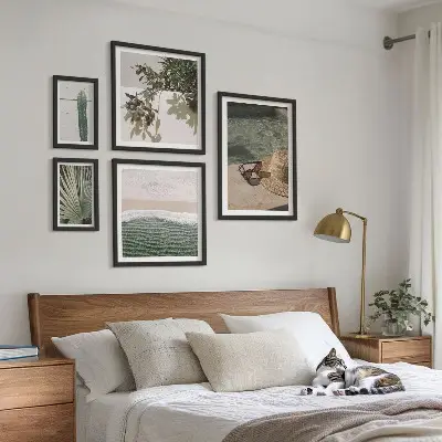 Set de 5 cuadros para salón diseño de relajación acuática con plantas de verano