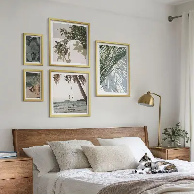 Set de 5 cuadros para salón con diseño de plantas tropicales relajantes