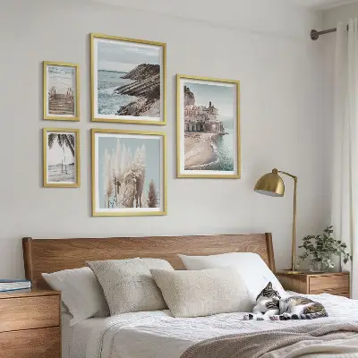 Set de 5 cuadros para salón con diseño de vistas elegantes al mar