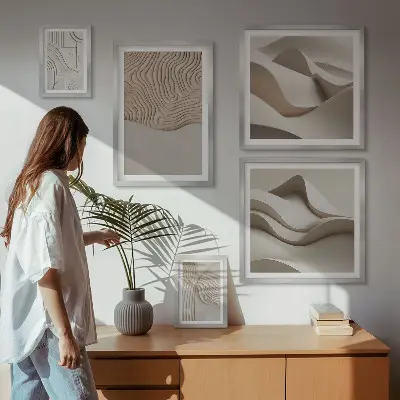Conjunto de cuadros decorativos con patrones abstractos en color beige